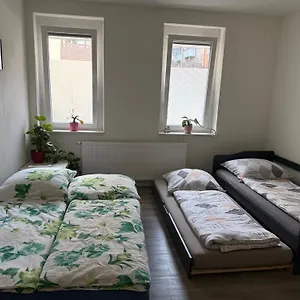 Zentral Gelegene Apartment